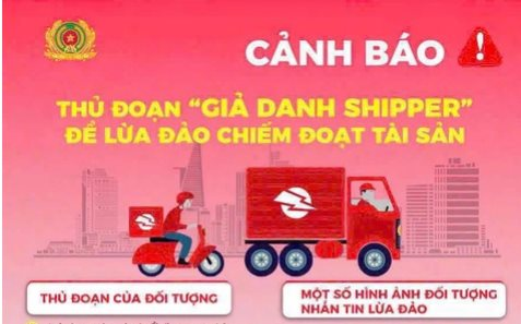 Kích vào đường link do shipper gửi, người phụ nữ bị 'bay' tiền trong tài khoản