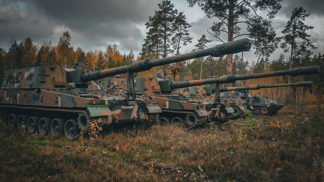 Ba Lan, Estonia bảo vệ sườn Đông NATO với pháo tự hành K9 Thunder Hàn Quốc