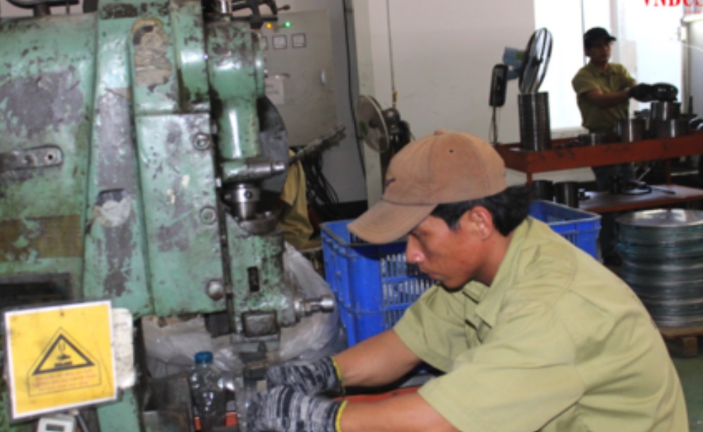 Nghịch lý doanh nghiệp sản xuất ‘đói vốn’ giữa lúc ngân hàng tăng nợ xấu bất động sản